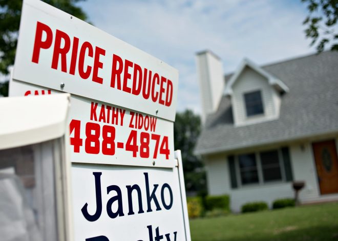 Pricing Strategies: How to Determine the Right Price for Your Home