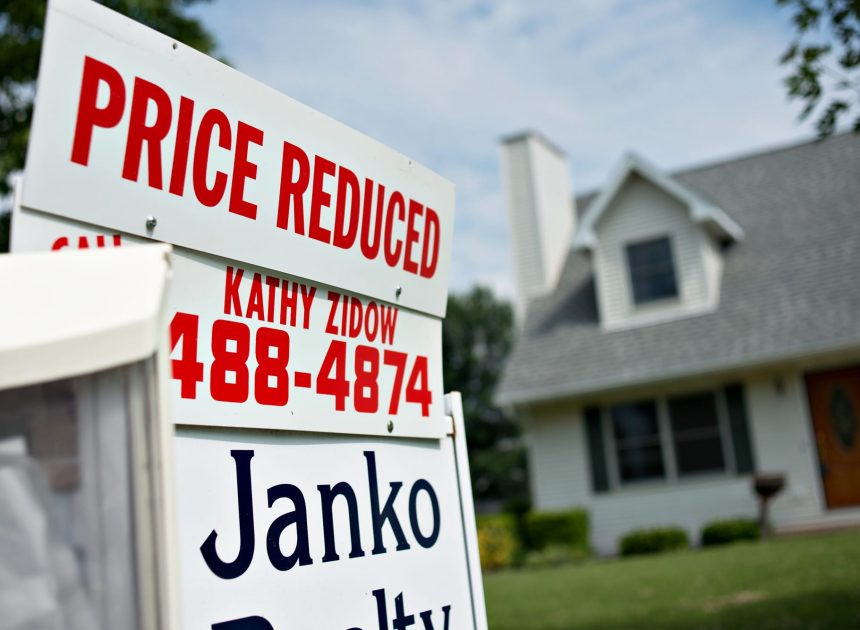 Pricing Strategies: How to Determine the Right Price for Your Home